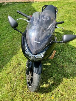 Kawasaki ER 6 - 2