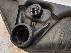 Expanzní nádoba BMW e32 - 2