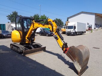 Pásový bagr JCB 8026 CTS - 2