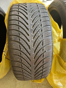 BFGoodrich 225/40/18 92V zimní - 2
