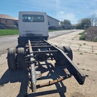 Iveco Daily 35 50 C - 6t.vozidlo bez nástavby. - 2
