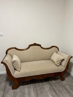 STAROZITNA SOFA - 2