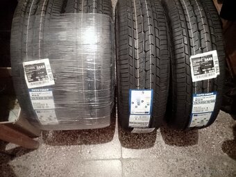 Pneumatiky  225/75r15C VAN - 2