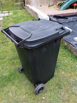 Plastová popelnice 240l - 2