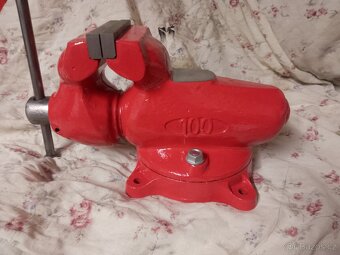 Svěrák York 100 - 2