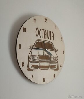 Nástěnné hodiny škoda Octavia - 2