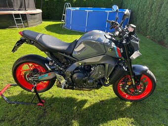 Yamaha MT 09 - 2