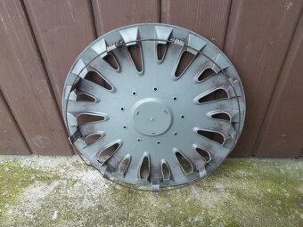 Poklice Volkswagen 16" (1ks) - 2