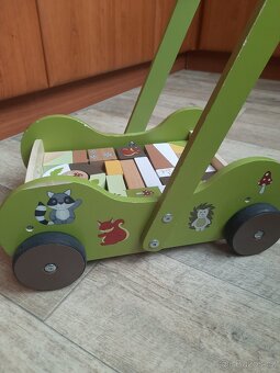 Dřevěný posuvný vozík - 2