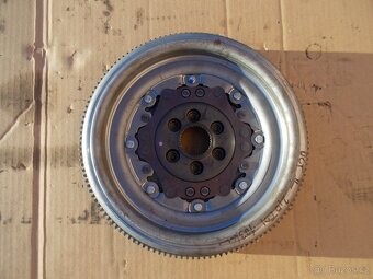 DSG setrvačník Škoda Octavia II 415074009 - 2