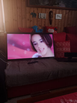 Prodám televizi Samsung LED, Smart - 2