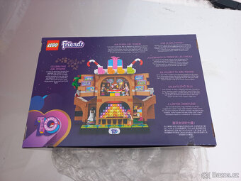 Lego stavebnice Friends 4002022 10 Years of Friendship - 2