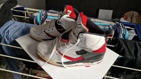 NIKE Jordan - 2