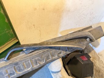 Hummer H2 plasty - 2