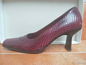 Elegantní kožené lodičky, hadí vzor - 2