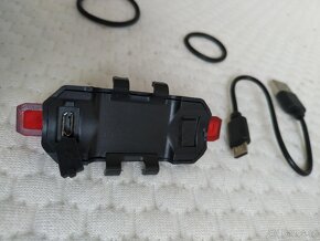 ZADNÍ LED BLIKAČKA na kolo - 2