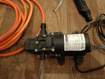 Vysokotlaká myčka AKU 12V - 2