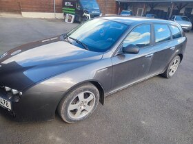 Alfa Romeo 159 - 2