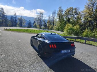 Ford Mustang 5.0 - 2