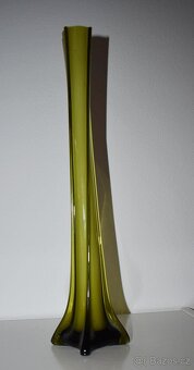 Úzká skleněná váza - flétna - 2