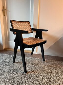 Designová Židle - 2