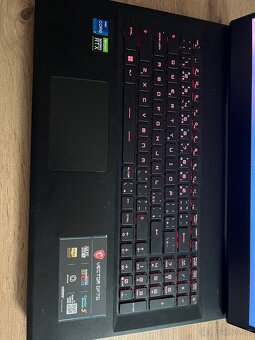 MSI Vector GP76 - 2