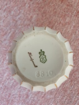 Pozlacená porcelánová vázička - 2