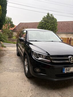 Volkswagen Tiguan - 2