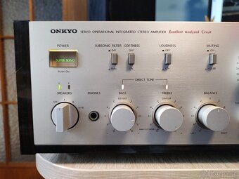 ONKYO Integra A-819RS - 2