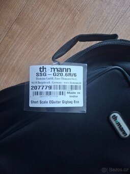 Obal na kytaru shortscale zn. Thomann - 2
