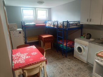 Ubytování pro řemeslníky - Levně - 2