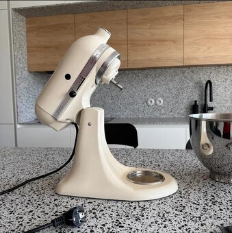 Kuchyňský robot KitchenAid Artisan - 2