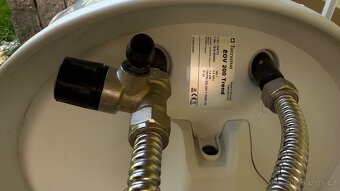 Prodám NOVÝ elektrický bojler TATRAMAT EOV 200 TREND (192l) - 2