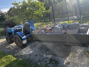 Traktorek s vleckou - 2