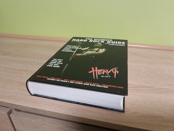 THE ULTIMATE HARD ROCK GUIDE (EUROPE) - anglicky - 2