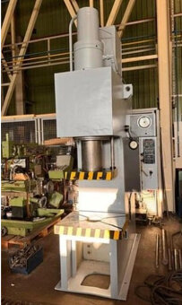 Lisy - hydraulické PYE 100 - 2