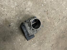Prodám škrtící klapku z Škody Octavie 2 po FL 1.8tsi - 2