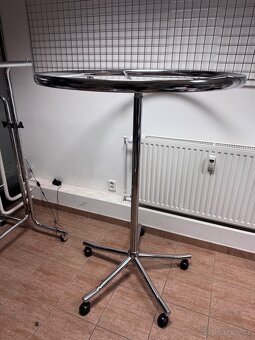 Prodejní stojany, věšáky - 2