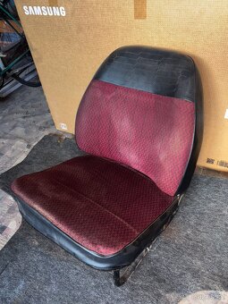 Trabant 601 sedačky - 2