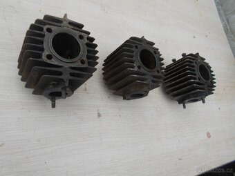 Jawa 550 pařez válec - 2