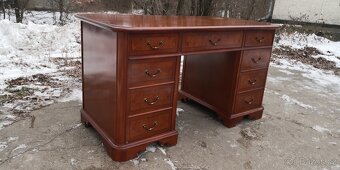 Masivní psací stůl intarzie s šuplíky - 2