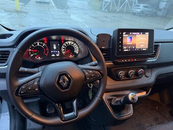 Renault Trafic 7/24 jen 15 tis km. - 2