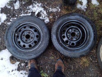 Zimní pneu 165/70/13 - 2