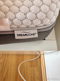 Kvalitní postel a ortopedický matrac.90/200 - 2