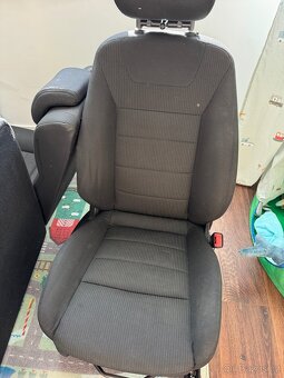 Sedačky Ford Mondeo Mk4 - 2