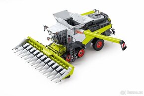 Modely kombajnů Claas 1:32 - 2