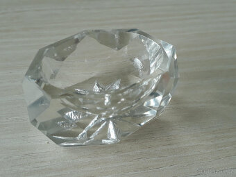 Skleněná solnička, slánka - broušená - 2
