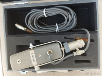 Sony C38B - 2