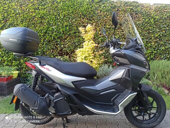 Aprilia SR GT 200 skútr - 2