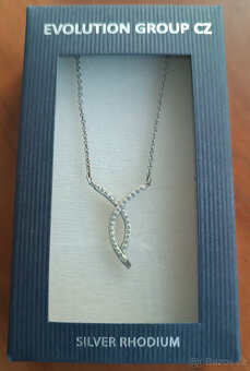 Stříbrný náhrdelník s přívěskem s krystaly Swarovski - 2